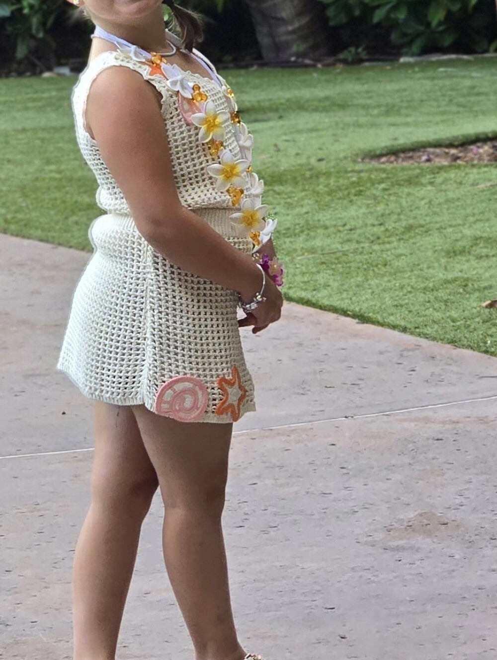 Zara Cream Crochet Shorts with Peach and Orange Beach Appliqués - Picture 6 of 6
